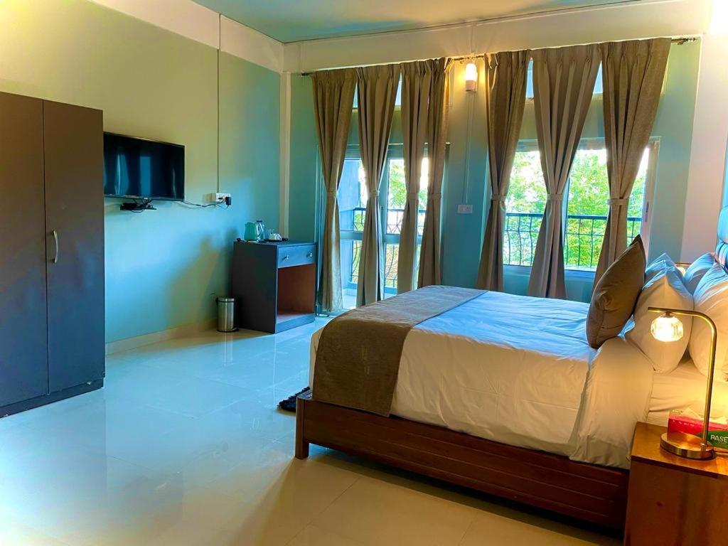 La Colline Resort Kohima 外观 照片